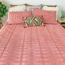 Load image into Gallery viewer, Kahelo Quilt Set by Justina Blakeney®